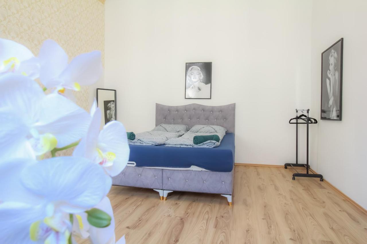 Ss Family 3 Bedroom Apartment In Praterstern Area Dw8 Wien Eksteriør bilde