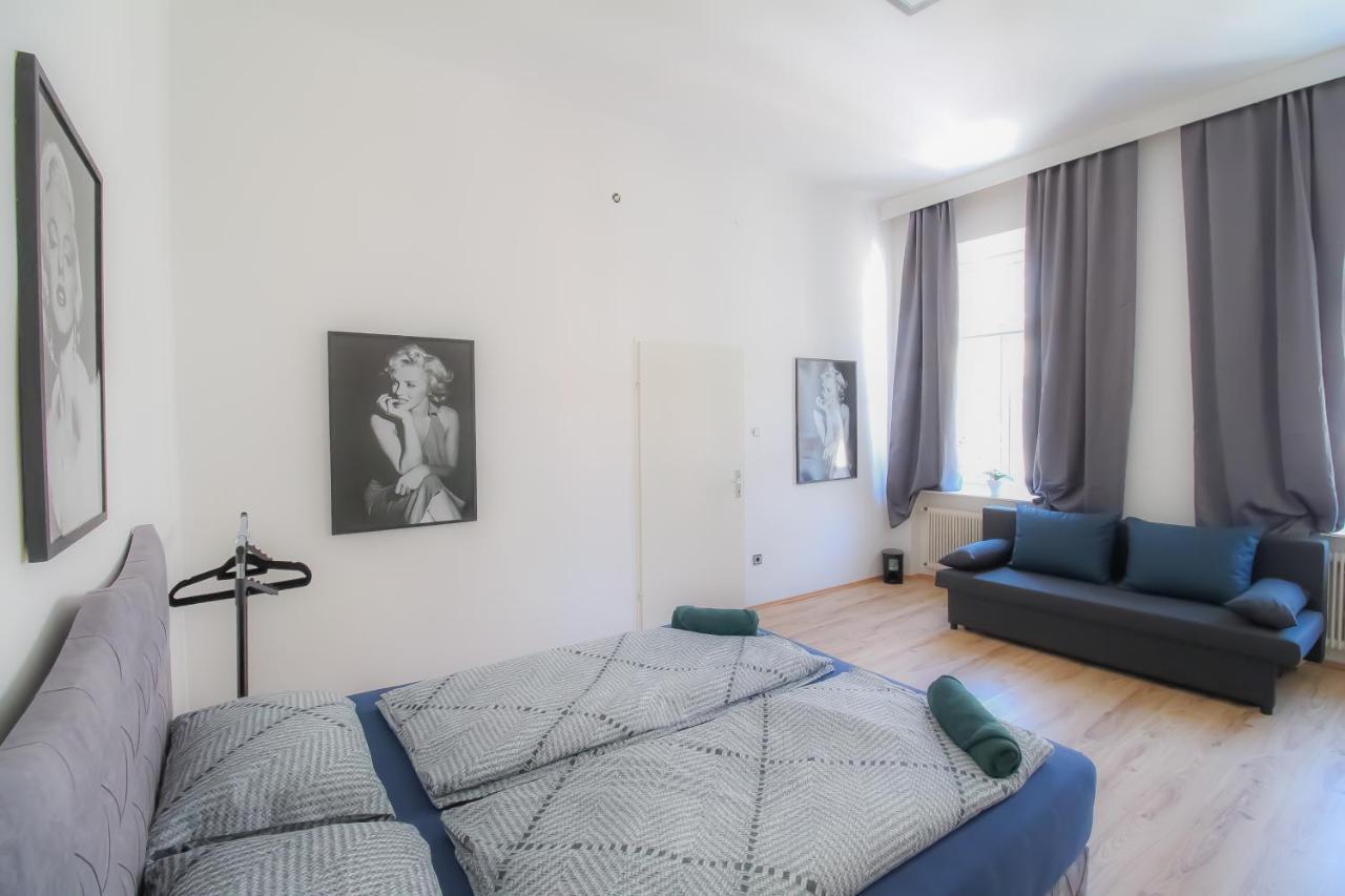 Ss Family 3 Bedroom Apartment In Praterstern Area Dw8 Wien Eksteriør bilde